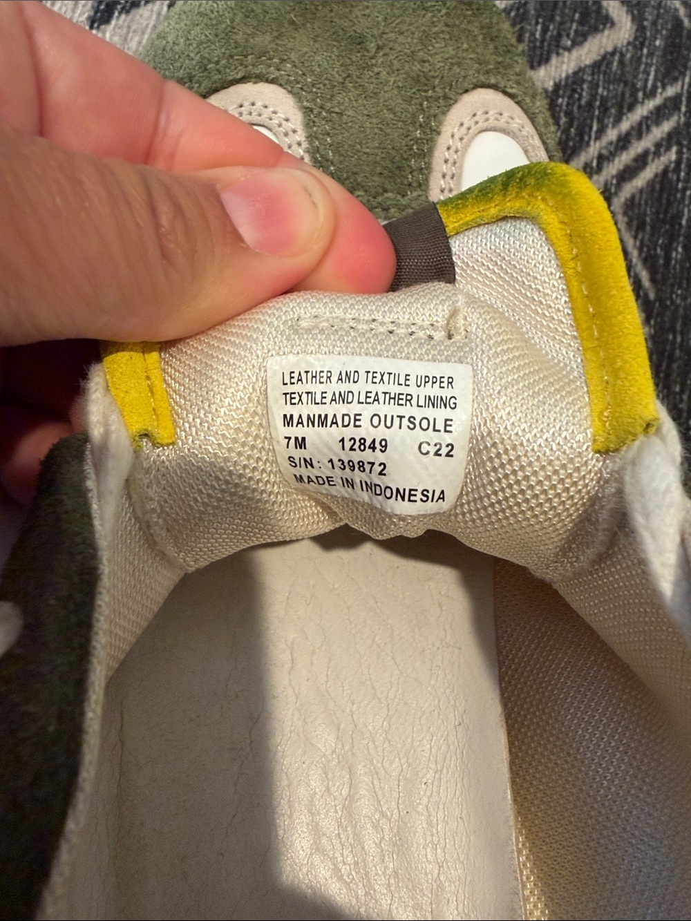 Tory Burch Hank Colorblock Suede Leather Sneakers Olive Green Yellow Size 7M - Picture 8 of 8